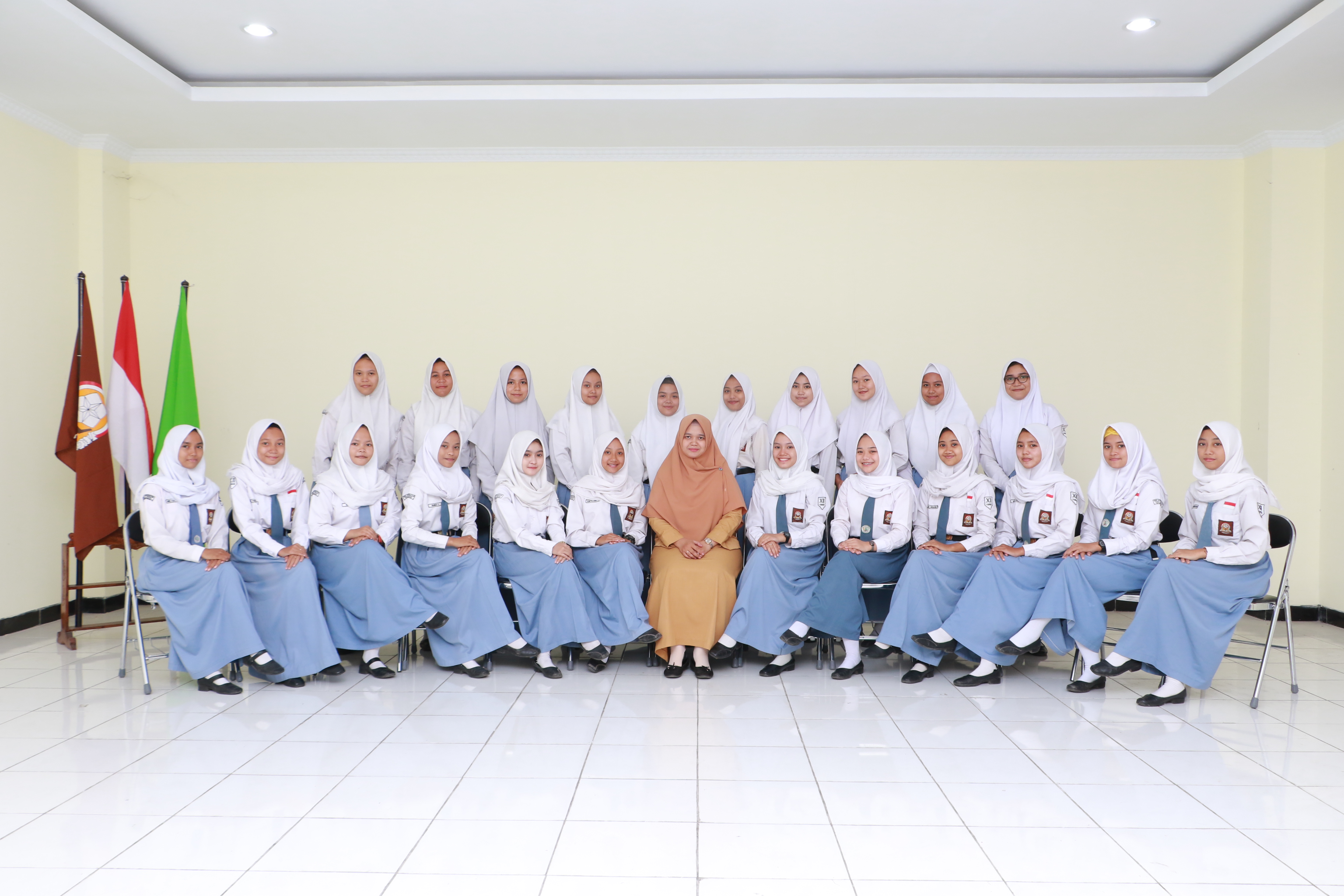 156 siswa angkatan 4, dinyatakan lulus 100%!!!